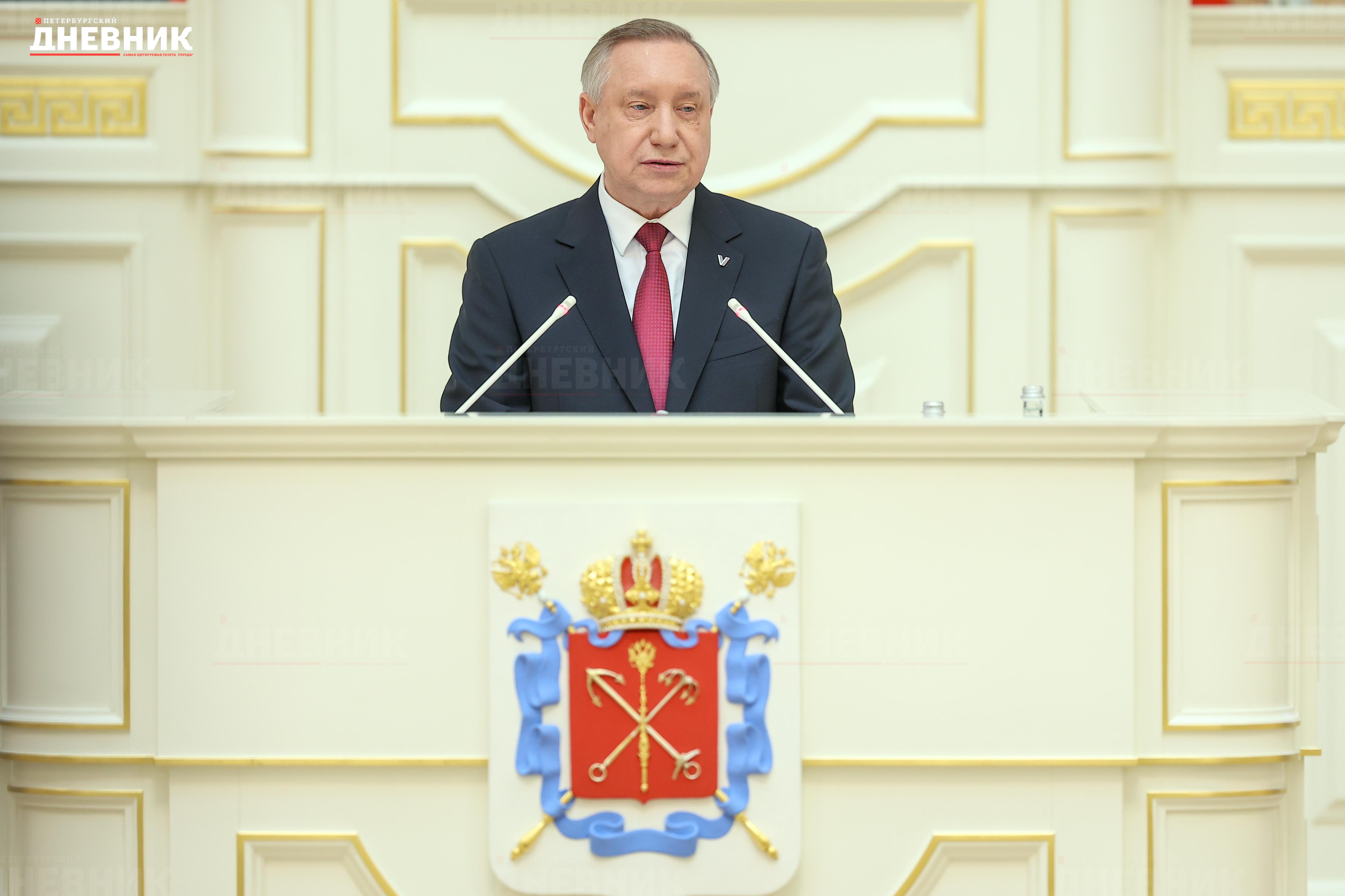 Александр Беглов рассказал о поддержке семей в Петербурге