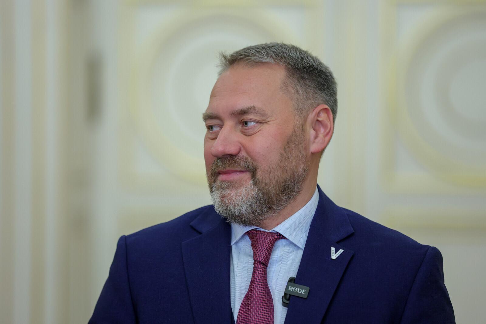 Александр Бельский поздравил ветеранов с 83-й годовщиной победы в Сталинградской битве