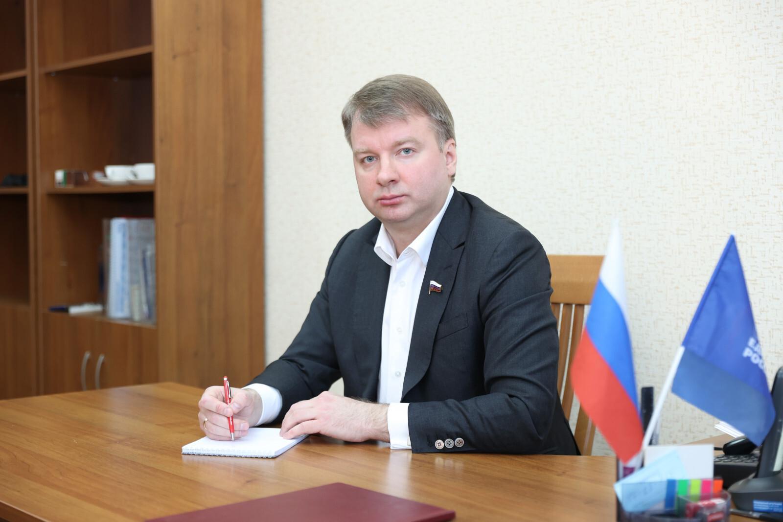 Александр Тетердинко поздравил Валентину Матвиенко с днем рождения