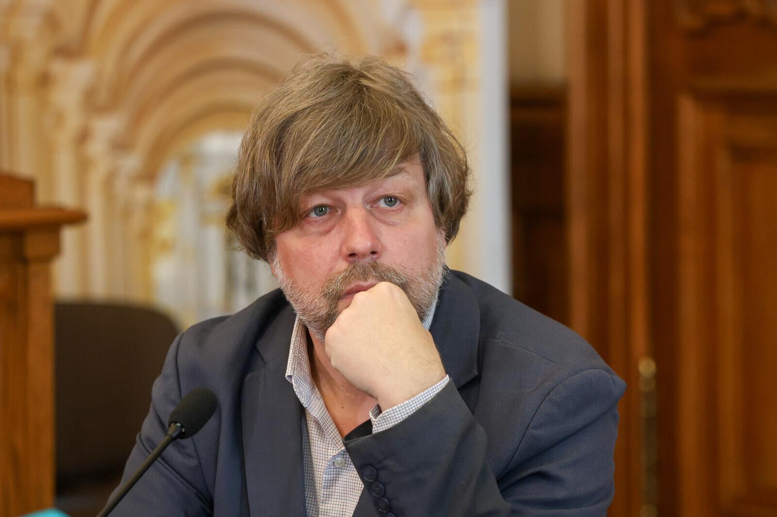 Бутягин: нарушение связей с иностранными учеными не остановит российскую науку