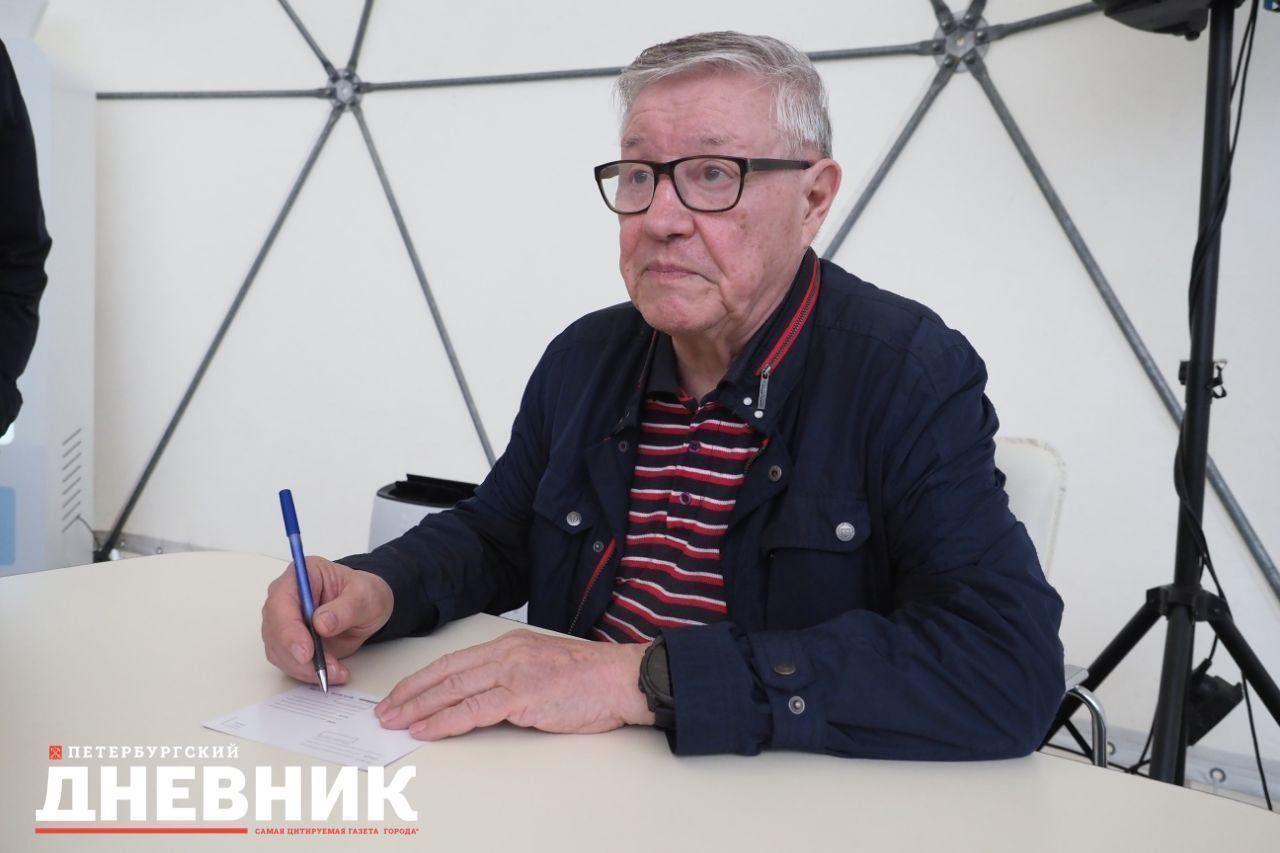 «Дивеев становится все лучше»: Геннадий Орлов оценил игру защитника «Зенита»