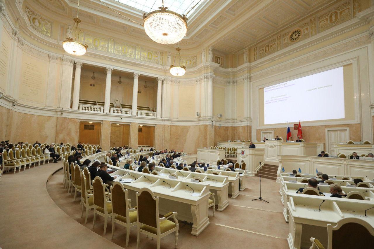 Глава Петербурга поддержал фракционные поправки к проекту бюджета на 2026–2028 годы