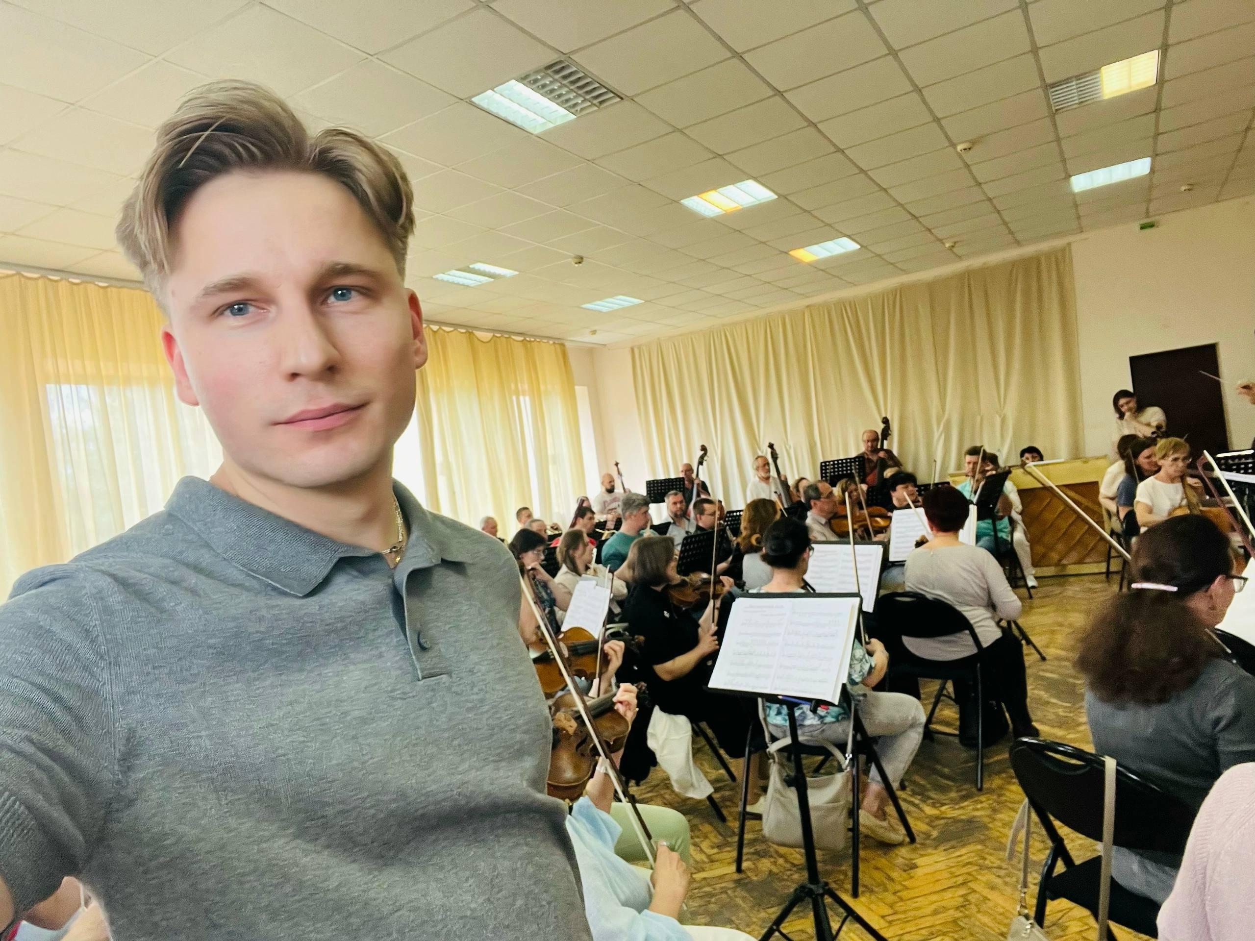 Голос «Бессмертного полка России» Михаил Гаврилов выступит в Донецке с симфоническим оркестром