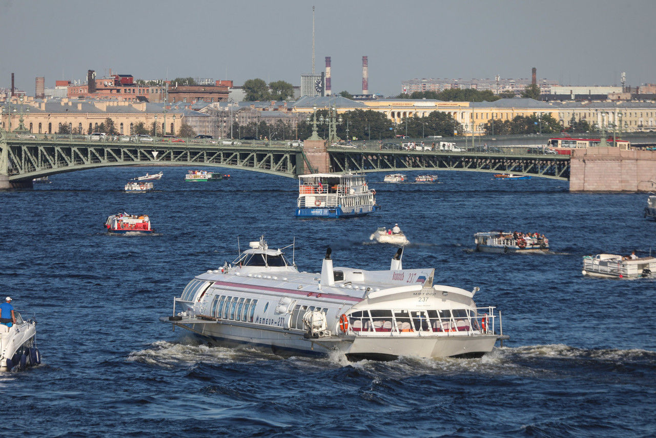 Летом Петербург привлек больше всего туристов из Москвы, Твери и Краснодара