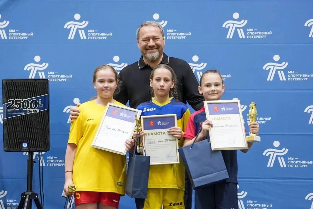 Маленькие чемпионки: Александр Бельский рассказал о Кубке губернатора по мини‑футболу