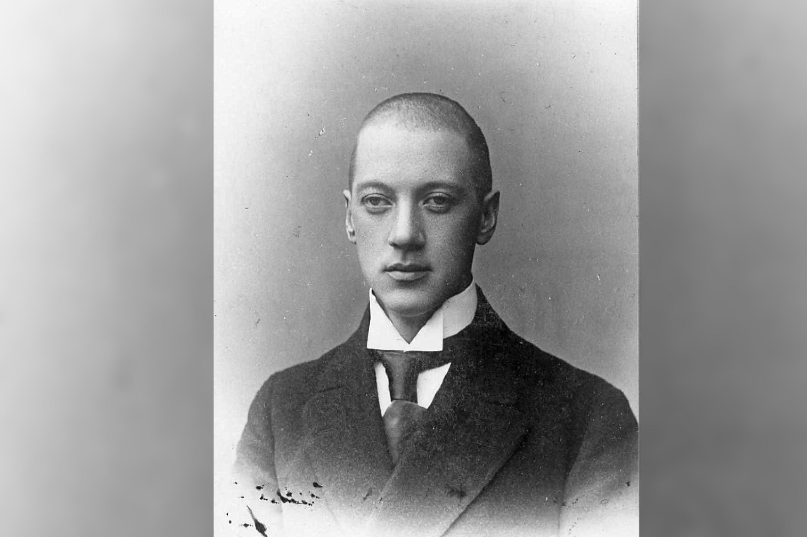 Писатель Гордин рассказал, чем Гумилев цепляет «поколение Интернета»