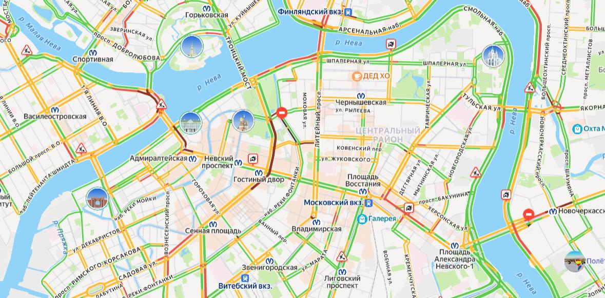 Утром в Петербурге перекрыли Троицкий мост и Дворцовую набережную
