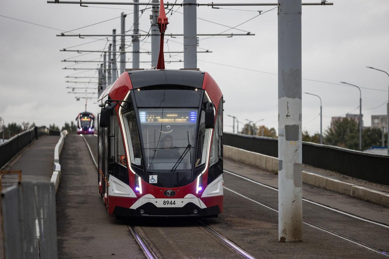 В Петербурге прошло более 120 испытаний умного трамвая