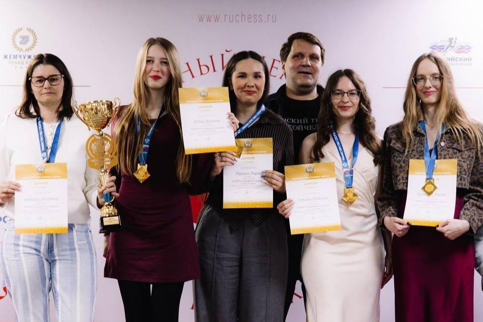 Женская сборная Петербурга стала победителем чемпионата России по шахматам